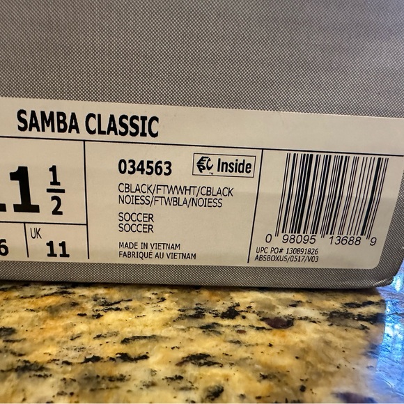 Adidas Samba Black and White Men's Sneakers NWT never worn - Picture 6 of 6